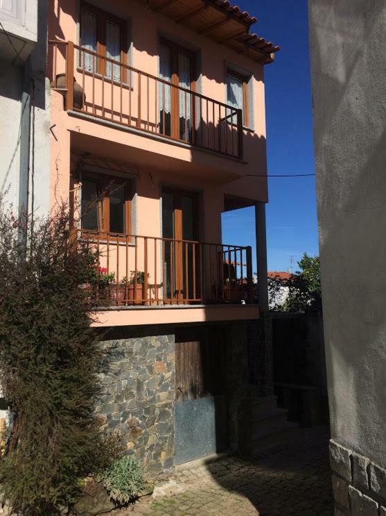 فيلا Casa Tita Lavacolhos المظهر الخارجي الصورة